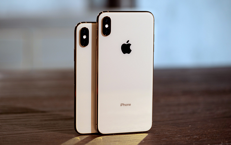 iPhone XS Max продается в несколько раз лучше iPhone XS, самой популярной является версия с 256 ГБ флэш-памяти