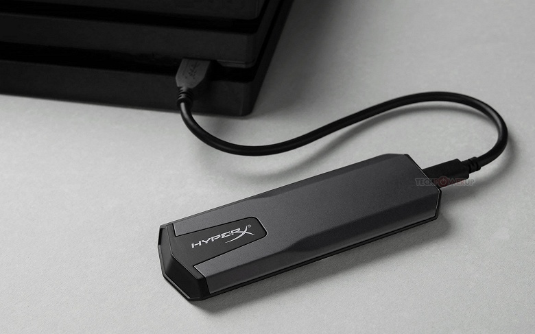 Внешний твердотельный накопитель Kingston HyperX Savage Exo оснащен интерфейсом USB 3.1 Gen 2 