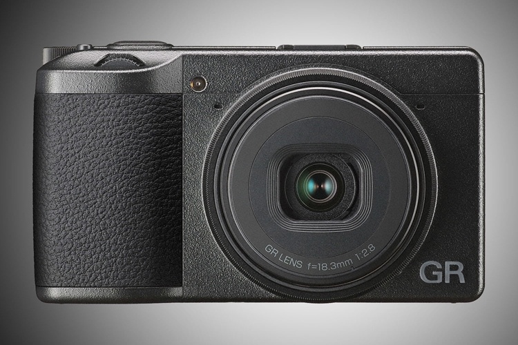 Фотокомпакт премиум-класса Ricoh GR III выйдет в начале 2019 года Фотокомпакт премиум-класса Ricoh GR III выйдет в начале 2019 года