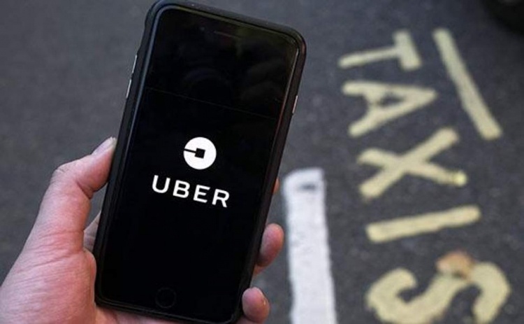 Uber запустил в Великобритании службу круглосуточной телефонной поддержки