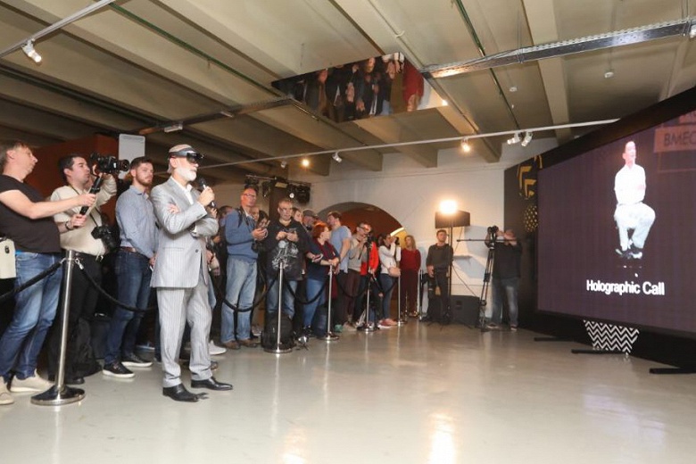 &laquo;Билайн&raquo; совершил первый в России голографический 5G-звонок