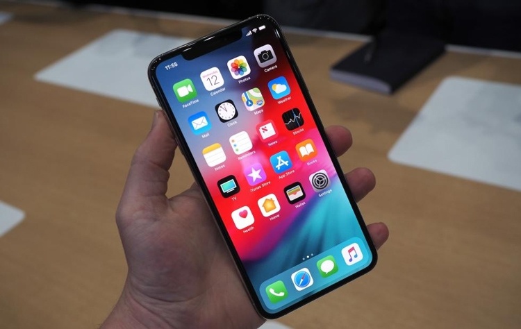 Дисплей iPhone Xs Max признан лучшим в смартфонах