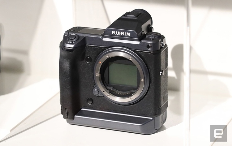 Fujifilm разрабатывает 100-мегапиксельный фотоаппарат