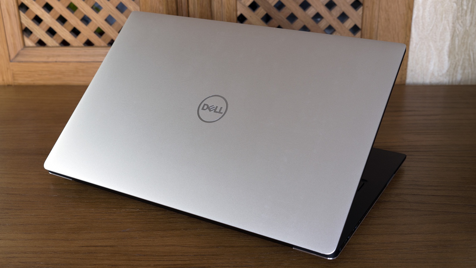 Обзор ноутбука Dell XPS 13 9370: лёгкий, красивый, быстрый - 2 Обзор ноутбука Dell XPS 13 9370: лёгкий, красивый, быстрый - 2