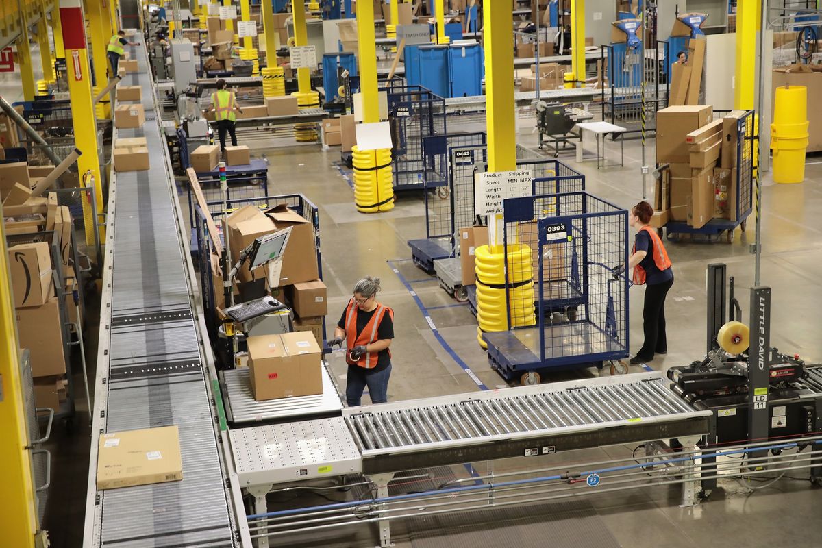 Amazon сдался и повысил зарплаты сотрудникам - 4