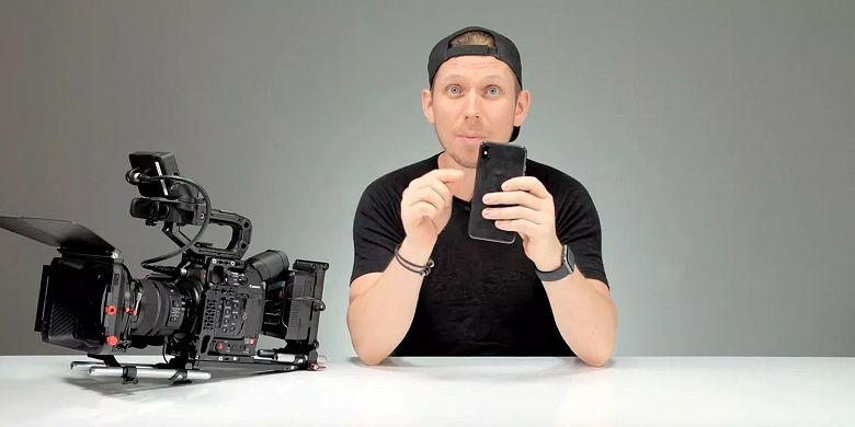 Видеокамеру iPhone XS Max сравнили с кинокамерой стоимостью $10 000 