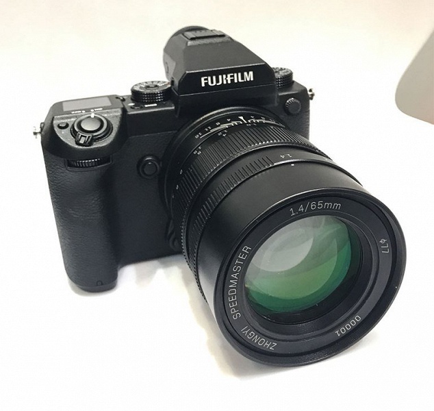 Назван срок выпуска объектива Mitakon Speedmaster 65mm f/1.4 системы Fujifilm GFX