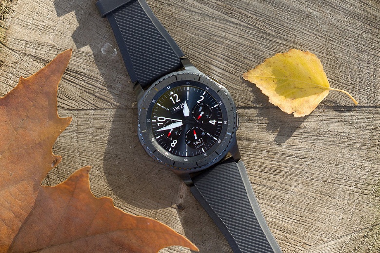 Умные часы Samsung Gear S3 теряют заряд после очередного обновления