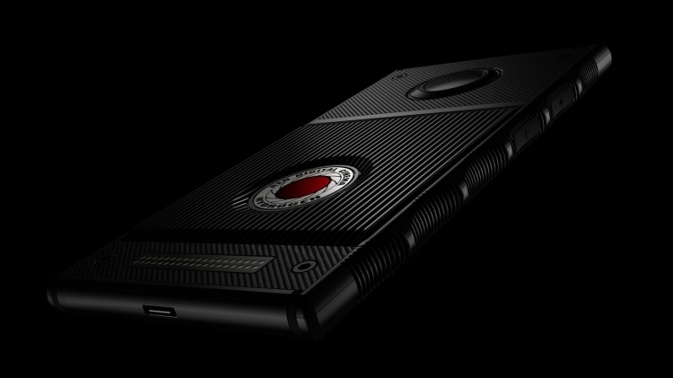 Фото: инфографика с подробностями о смартфоне RED Hydrogen One