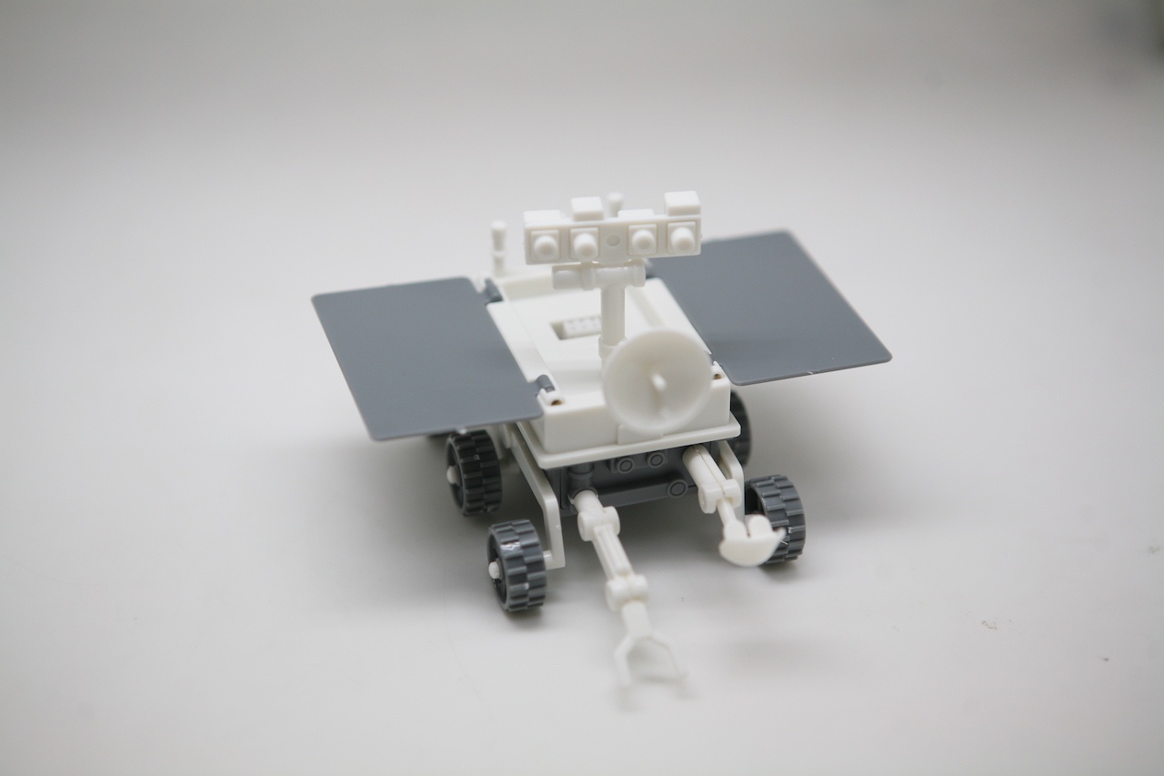 А давайте еще чего-нибудь соберем? Конструктор 3 в 1 «Лунный флот» - 19