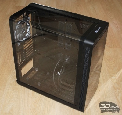 Новая статья: Обзор и тестирование корпуса Thermaltake View 37 RGB Edition: дискотека с ветерком