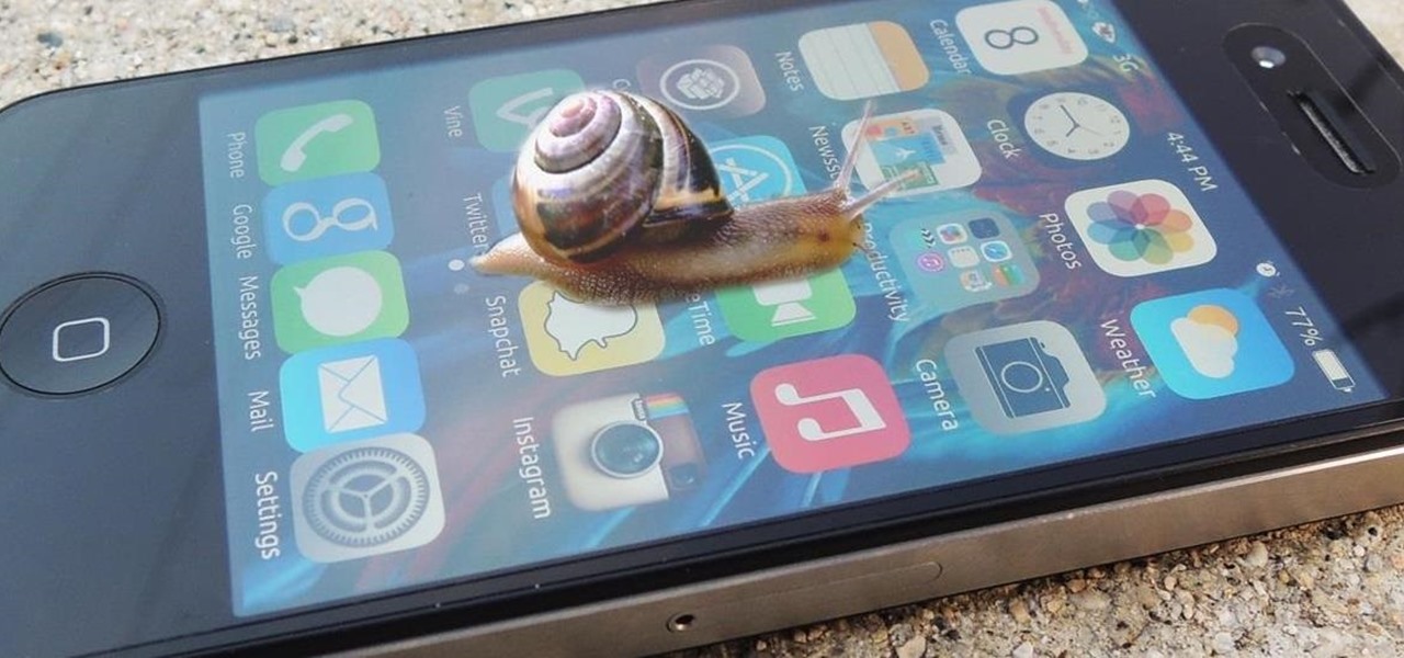 Apple и Samsung впервые оштрафовали за замедление старых телефонов - 1