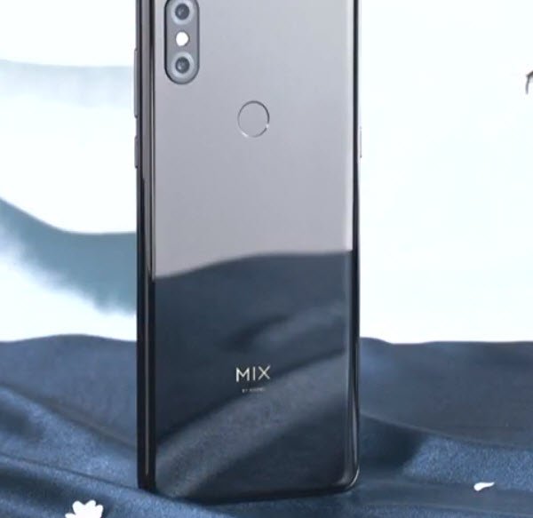 Представлен флагманский смартфон Xiaomi Mi Mix 3: камера на уровне Huawei P20 Pro, 10 ГБ ОЗУ и поддержка 5G при цене $475