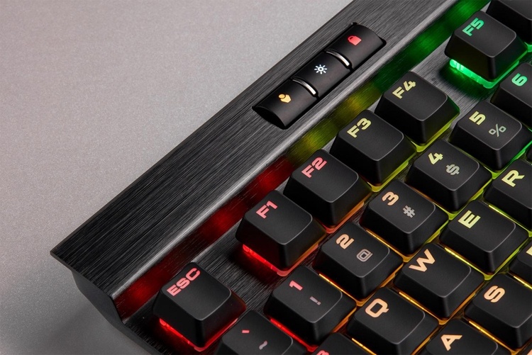 Corsair K70 RGB MK.2 Low Profile: клавиатура с низкопрофильными переключателями Corsair K70 RGB MK.2 Low Profile: клавиатура с низкопрофильными переключателями