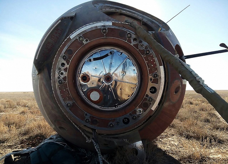 Названа официальная причина недавней аварии корабля «Союз» - 1 Названа официальная причина недавней аварии корабля «Союз»