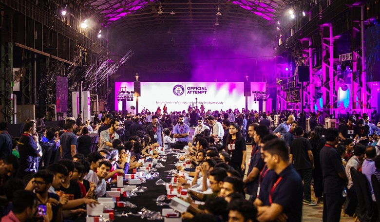 Одновременная распаковка 559 смартфонов &mdash; OnePlus вошла в Книгу рекордов Гиннесса, устроив самый масштабный &laquo;анбоксинг&raquo;