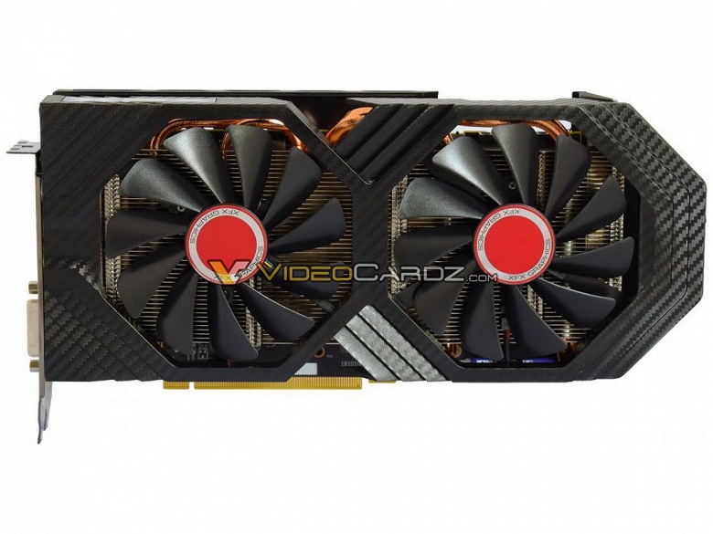 Видеокарта XFX Radeon RX 590 Fatboy позирует на изображениях