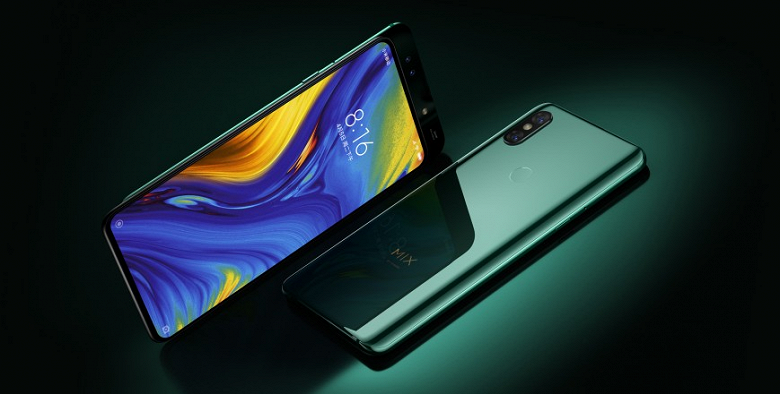 Смартфон Xiaomi Mi Mix 3 Emerald Green поступит в продажу уже завтра