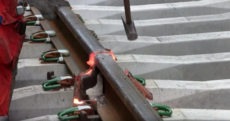Термитная сварка железнодорожных путей: видео Термитная сварка железнодорожных путей: видео