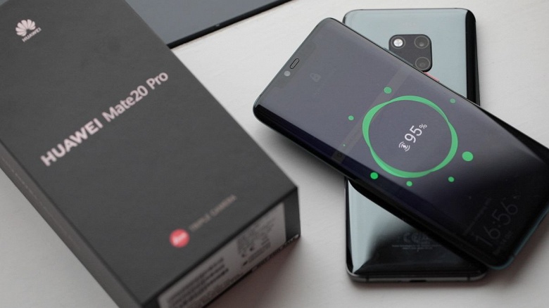 Беспроводная зарядная станция из смартфона Huawei Mate 20 Pro вышла очень медленная - 1 Беспроводная зарядная станция из смартфона Huawei Mate 20 Pro вышла очень медленная