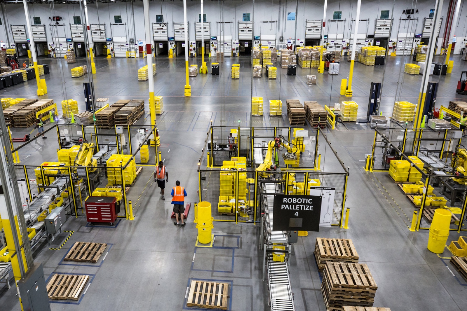 Роботы заменили Amazon 20 000 рабочих - 2