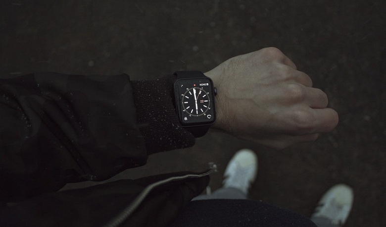 Российская таможня выплатит Apple 147,2 млн рублей за приравнивание Apple Watch к часам