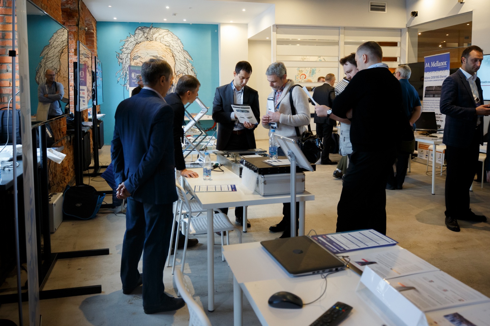 Конференция ПРОSTOR 2018: вопросы и ответы про будущее СХД - 38 Конференция ПРОSTOR 2018: вопросы и ответы про будущее СХД - 38