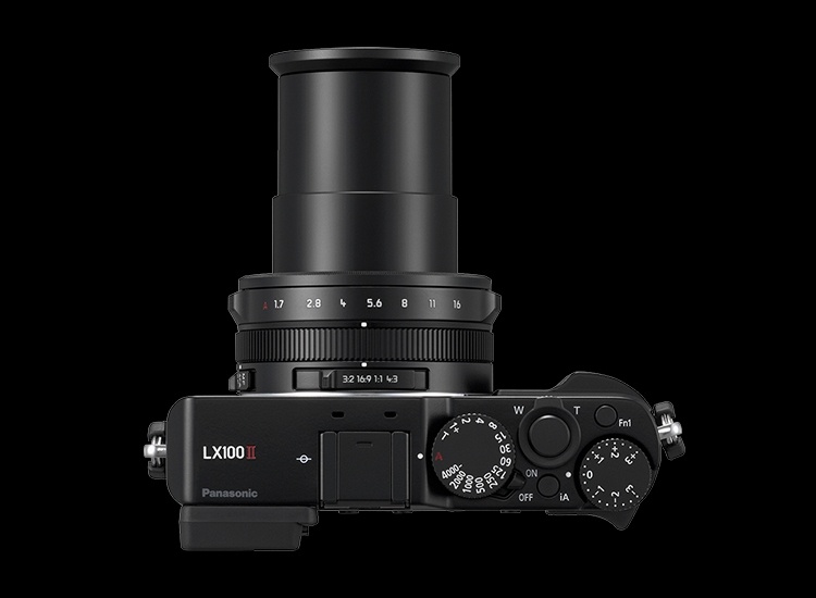 Фотокамера Panasonic Lumix DC-LX100M2 получила адаптеры Bluetooth и Wi-Fi