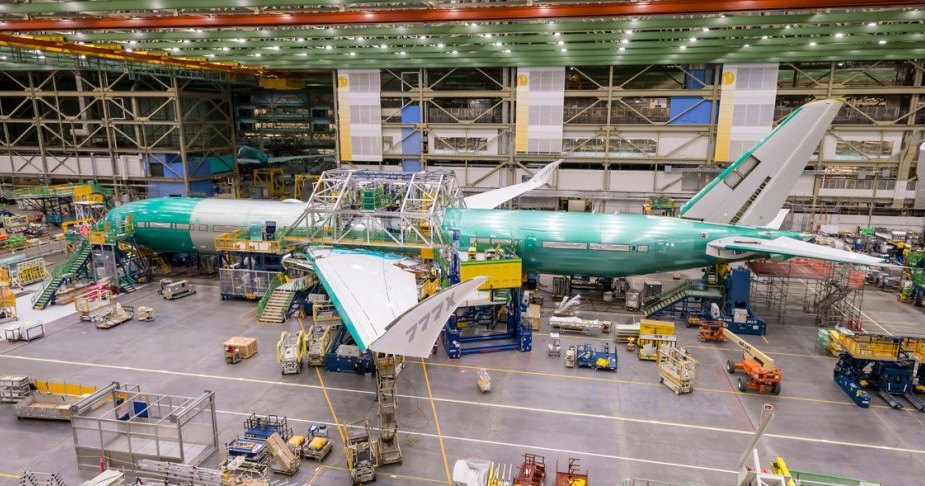 Boeing собрал планер первого летного образца пассажирского самолета 777X