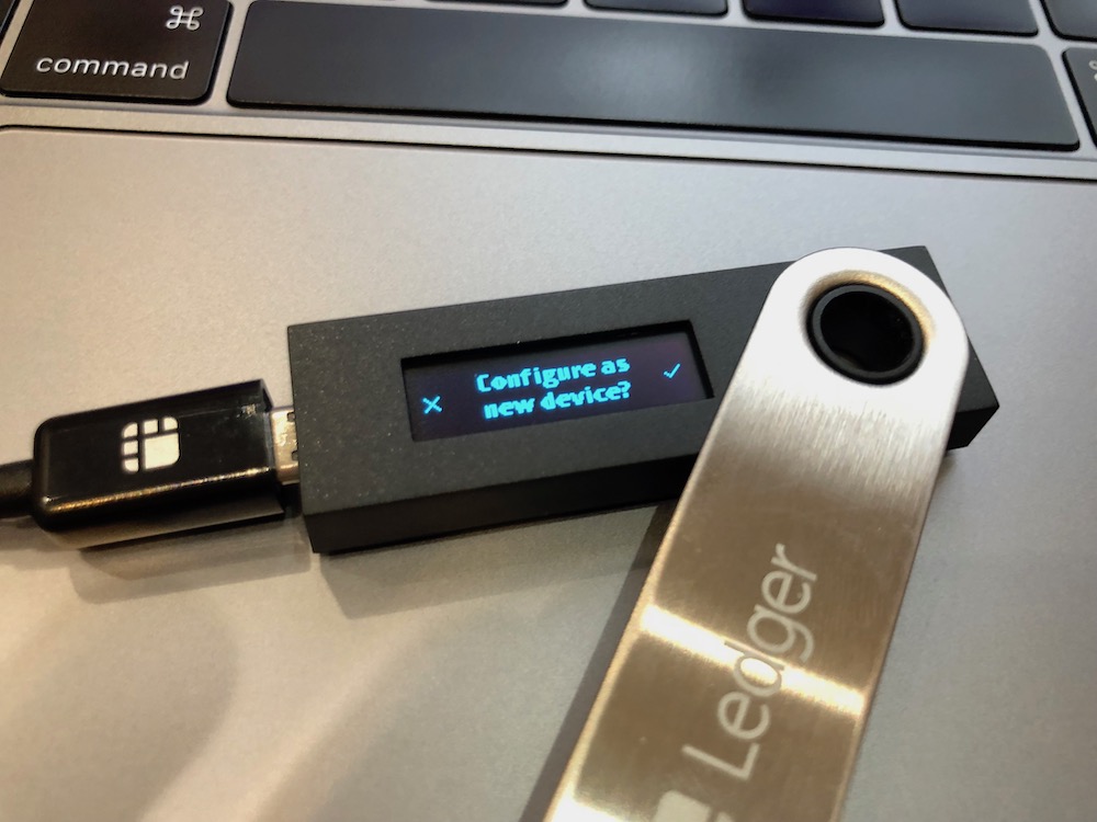 Ledger Nano S: ключ от комнаты, где могут лежать 710 токенов и криптовалют - 4