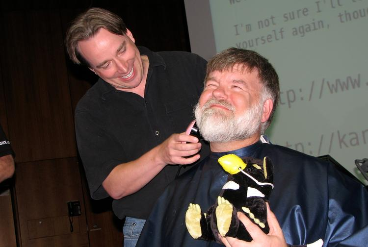 Debian 💚 Devuan, systemd 🤝 sysvinit - 2 shave