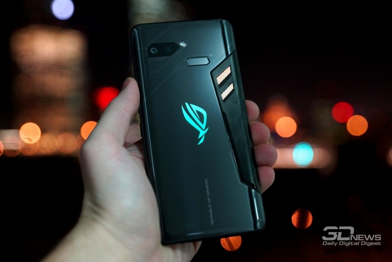 Новая статья: Обзор ASUS ROG Phone: настоящий игровой смартфон