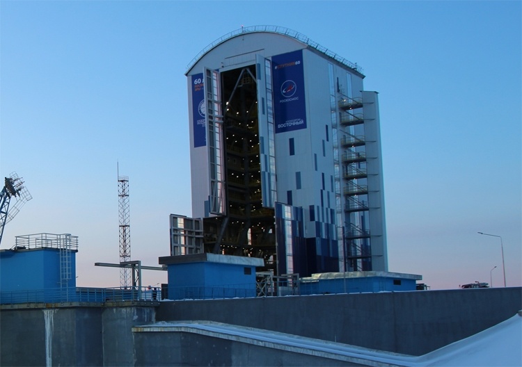 На стартовом комплексе Восточного началась подготовка к запуску ракеты «Союз-2.1а»