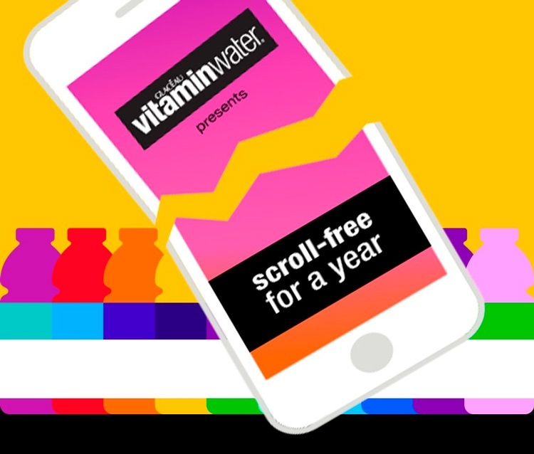 «Дочка» Coca-Cola заплатит $100 000 за отказ от смартфона на год «Дочка» Coca-Cola заплатит $100 000 за отказ от смартфона на год