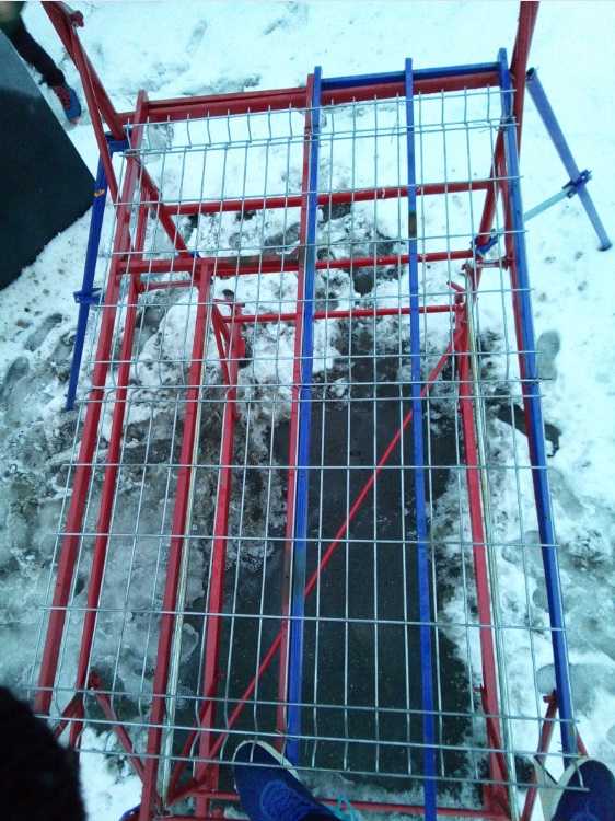 Огнемёты, дед мороз на танке, бигфут, баба яга на эндурике (и, возможно, джетпак) — всё для детишек на новый год - 12 image