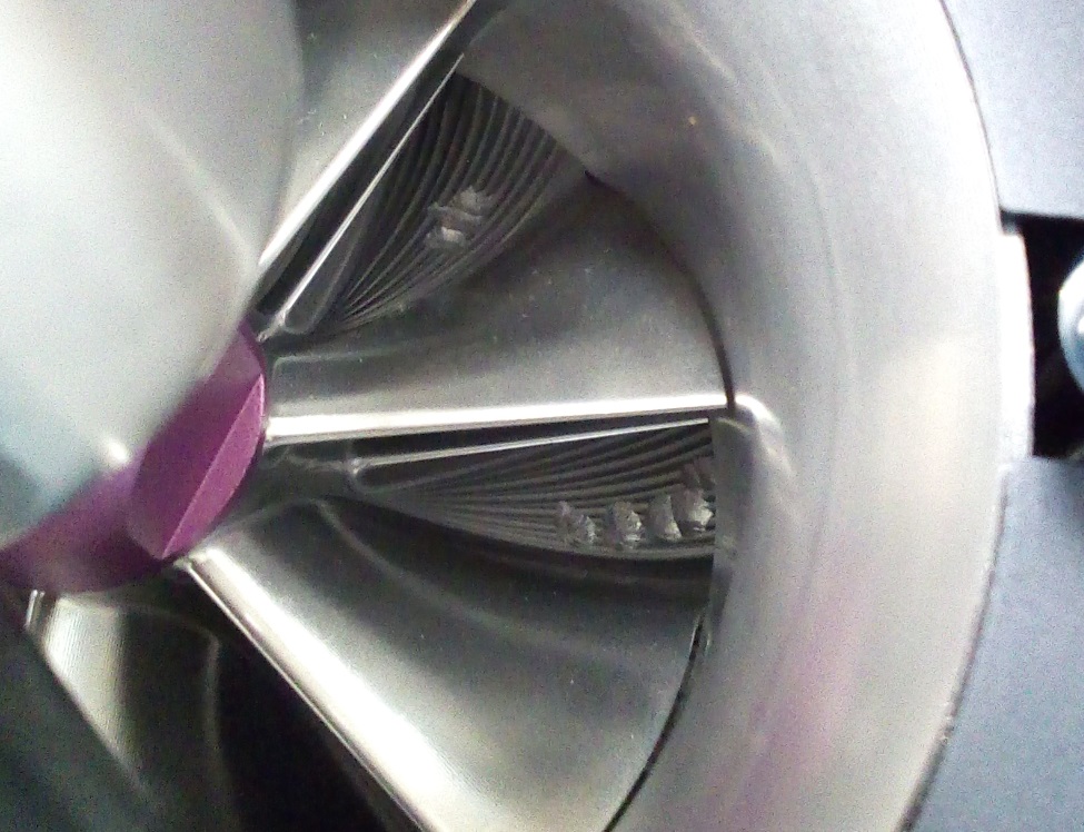 Манекен на турбореактивно-электрическом коптере-гибриде - 24 image