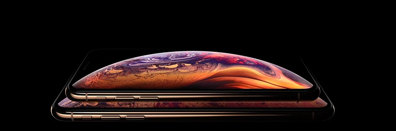 На Apple подали в суд за то, что официальные рекламные изображения iPhone XS скрывают «чёлку» и вводят в заблуждение - 1 На Apple подали в суд за то, что официальные рекламные изображения iPhone XS скрывают «чёлку» и вводят в заблуждение
