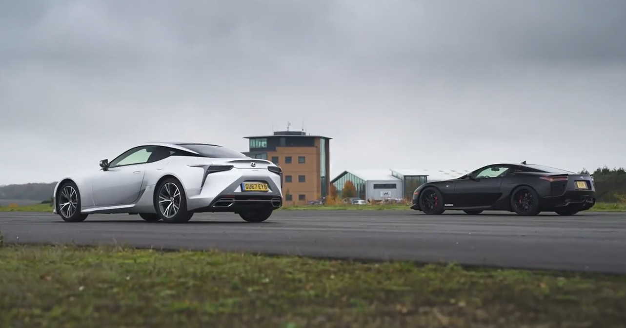 Lexus LFA и Lexus LC500 сравнили в дрэг-гонке Lexus LFA и Lexus LC500 сравнили в дрэг-гонке