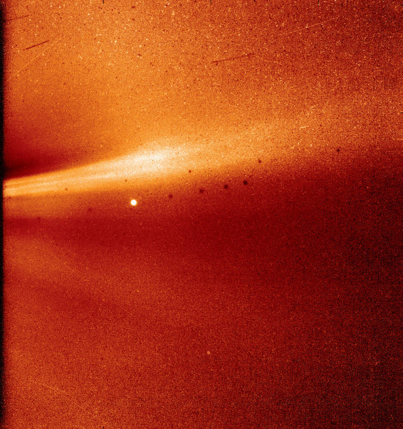 Получен снимок атмосферы Солнца с рекордно близкого расстояния