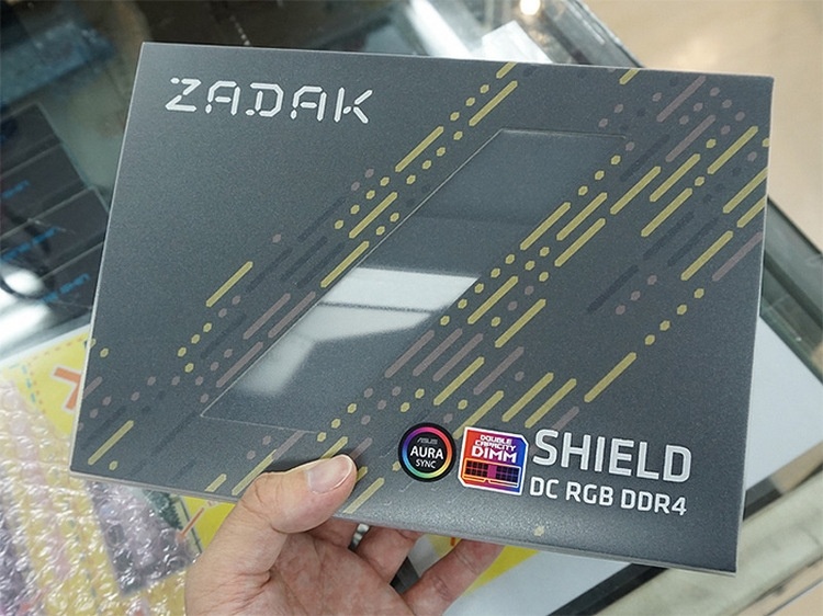 Zadak начала продажи «двухэтажных» модулей памяти Shield DC RGB DDR4 объёмом 32 Гбайт