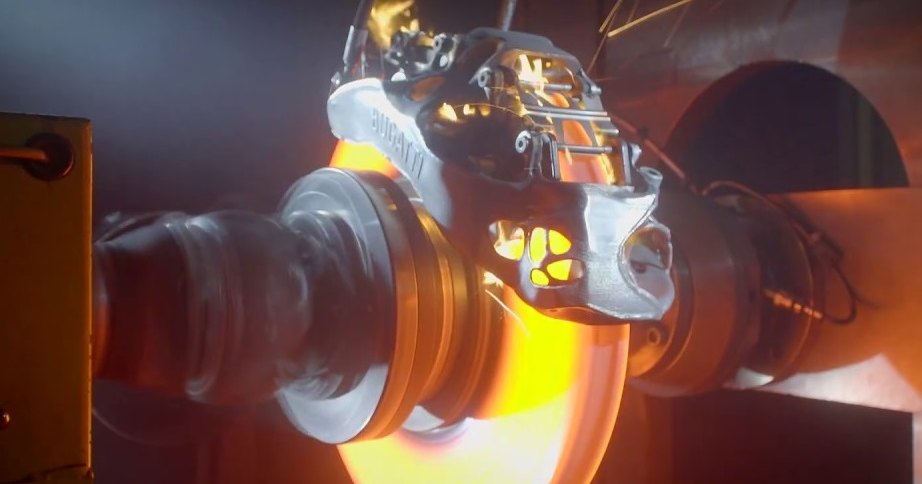 Зрелищные испытания суппорта Bugatti, созданного на 3D-принтере Зрелищные испытания суппорта Bugatti, созданного на 3D-принтере