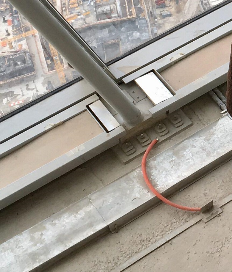 Башня Теслы. Что происходит в небоскребе и рядом с ним, когда ударяет молния? - 21 image