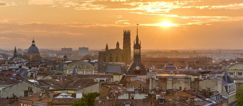 Башня Теслы. Что происходит в небоскребе и рядом с ним, когда ударяет молния? - 8 image