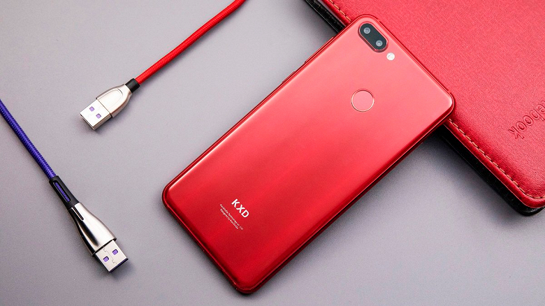 Опубликованы живые фото «стеклянного» смартфона KXD K30 - 1 Опубликованы живые фото «стеклянного» смартфона KXD K30