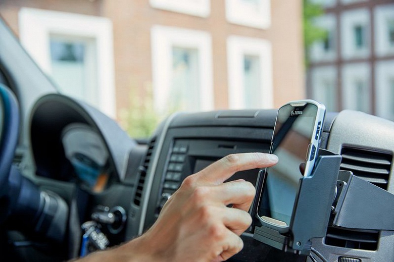 TomTom и Denso будут вместе разрабатывать систему самоуправляемого движения