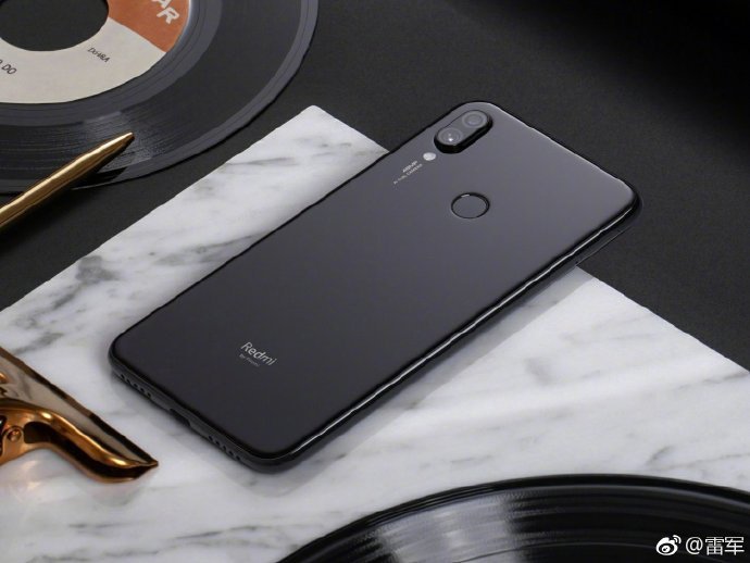 Глава Xiaomi опубликовал живые фото смартфона Redmi X, оснащенного 48-мегапиксельной камерой