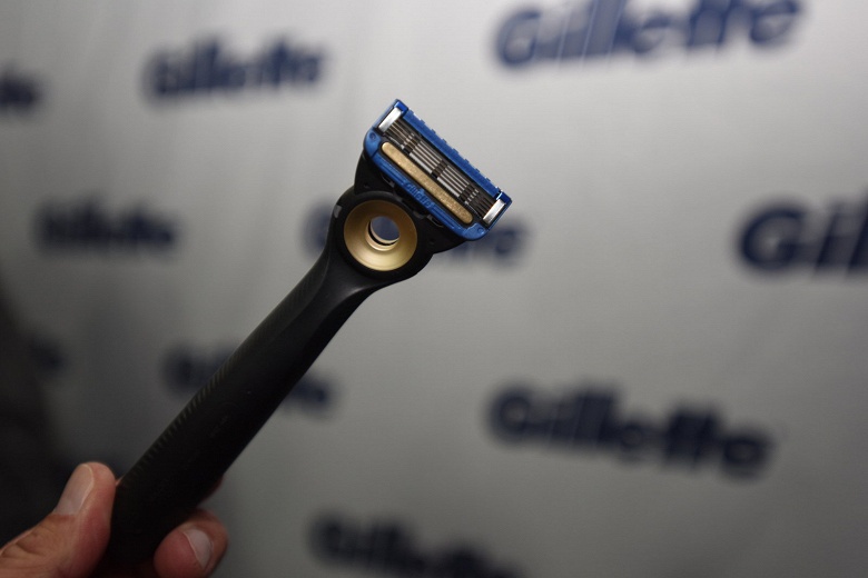 Gillette добавляет в бритву подогрев