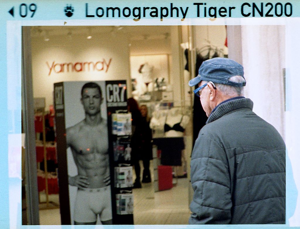 Pentax Auto 110: «в каком кулаке камера?» - 14 Pentax Auto 110: «в каком кулаке камера?» - 14