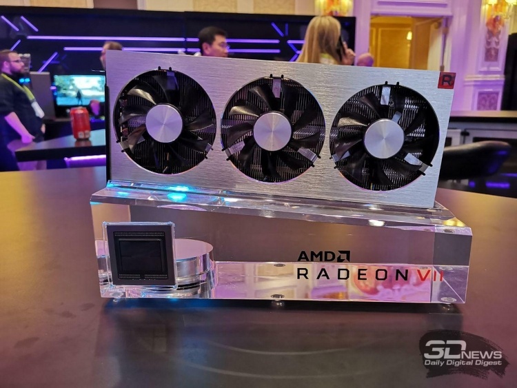 Не ждали? Компания AMD представила флагманскую видеокарту Radeon VII