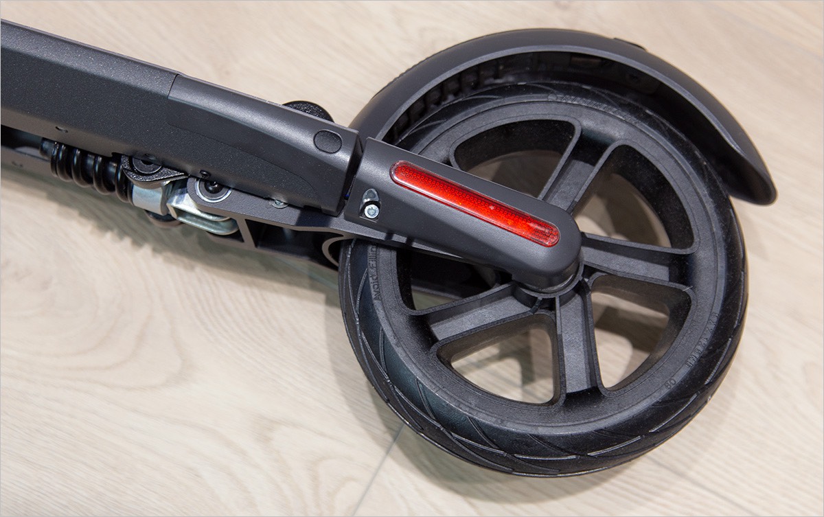 Роллс-ройс среди самокатов — Ninebot KickScooter ES4 by Segway - 33